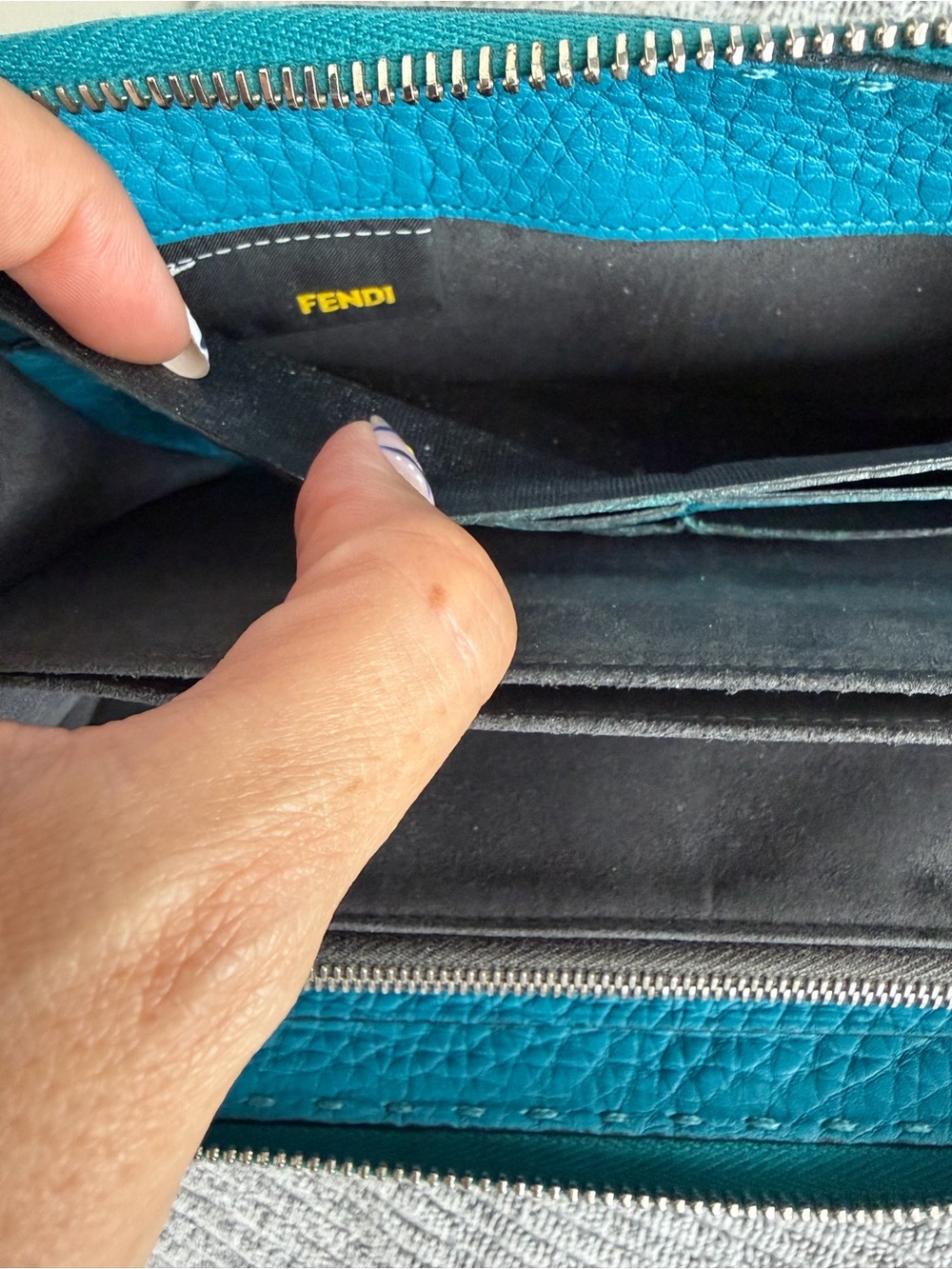 Fendi Selleria Roman Leather Large Zip around wallet. Teal/Peacock Blue - Picture 12 of 15